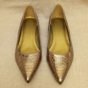 Gold Flats (NWOT)
